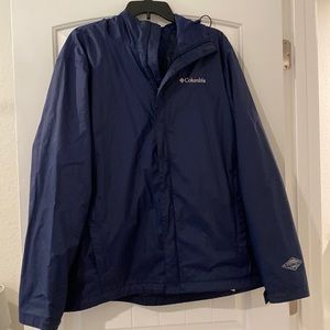 Mens Columbia Rain Jacket, Large